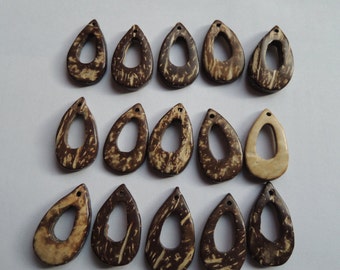 12 Pcs 26x16mm water drop natural  Coconut  charm (W1004)