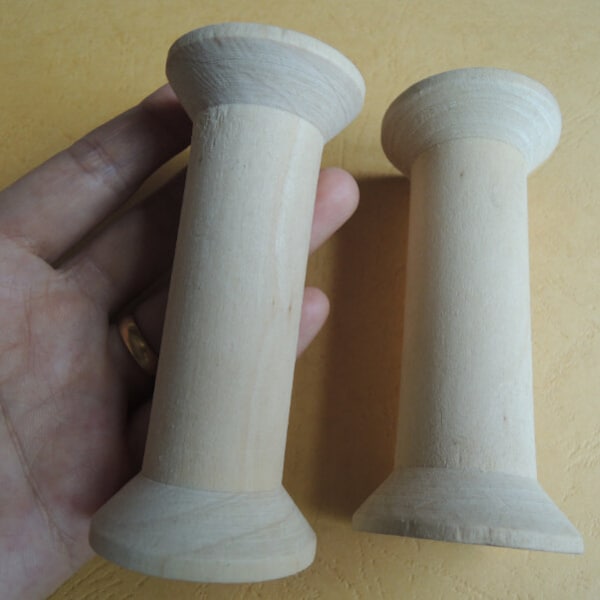 one piece 9.8 cm(3 4/5")super  large natural  wooden spools (W1114)