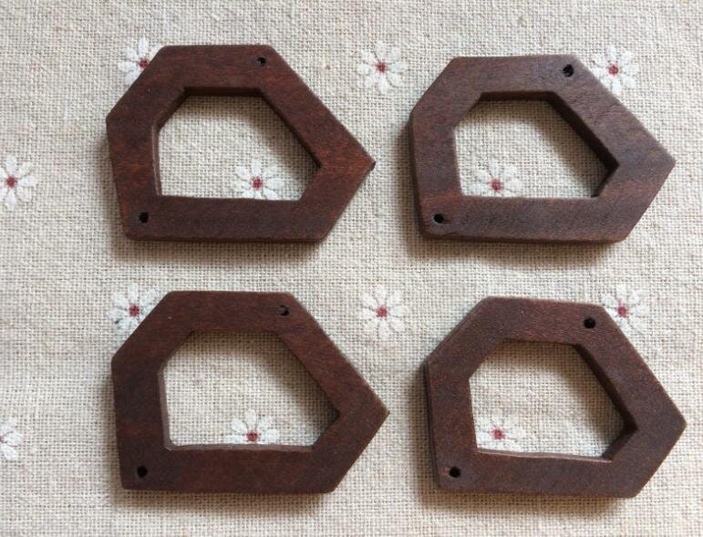 8 Pcs 50x38 Mm Brown Irregular Natural Wood Earring (NW231
