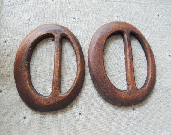 wooden buckle