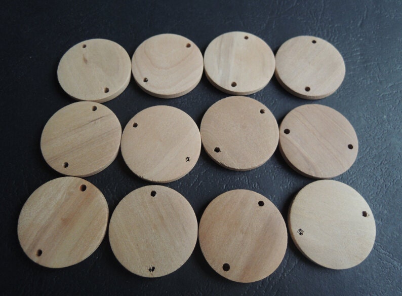 20 Pcs 30mm1 1/5 Natural Wood Circle Wooden Discs 2 holes No Varnish both sides flat W1101 image 1