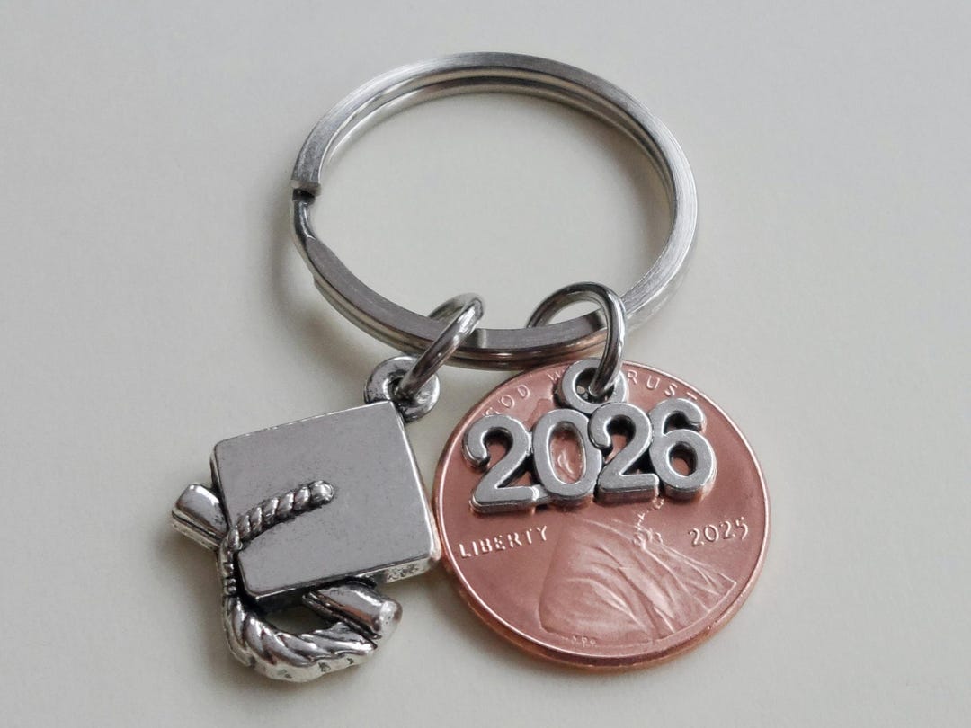 Graduation Penny Keychain With Graduate Cap and 2026 Year Charm - Etsy