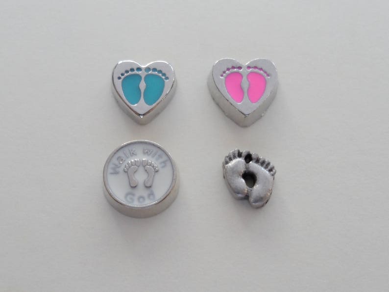 Strip Edge Infant Loss Gift Baby Feet Wings Miscarriage Stillborn Floating Locket Memorial Necklace Forever in My Heart Locket Necklace