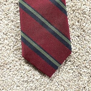 Vintage 80s Woodhouse Lynch Maroon Blue Green Repp Stripe Tie
