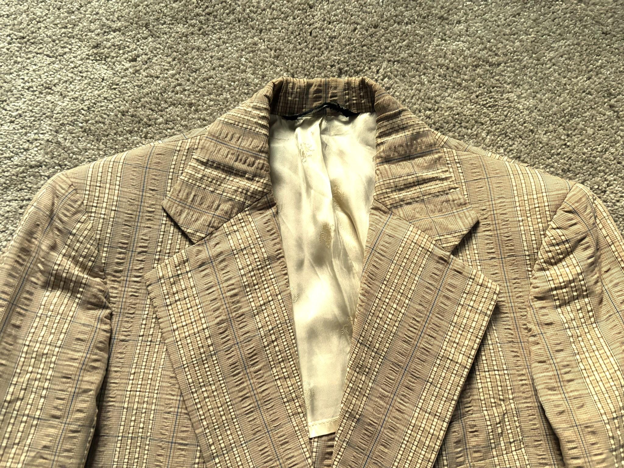 Vintage 70s Austin Reed Tan Blue Plaid Seersucker Sport Coat