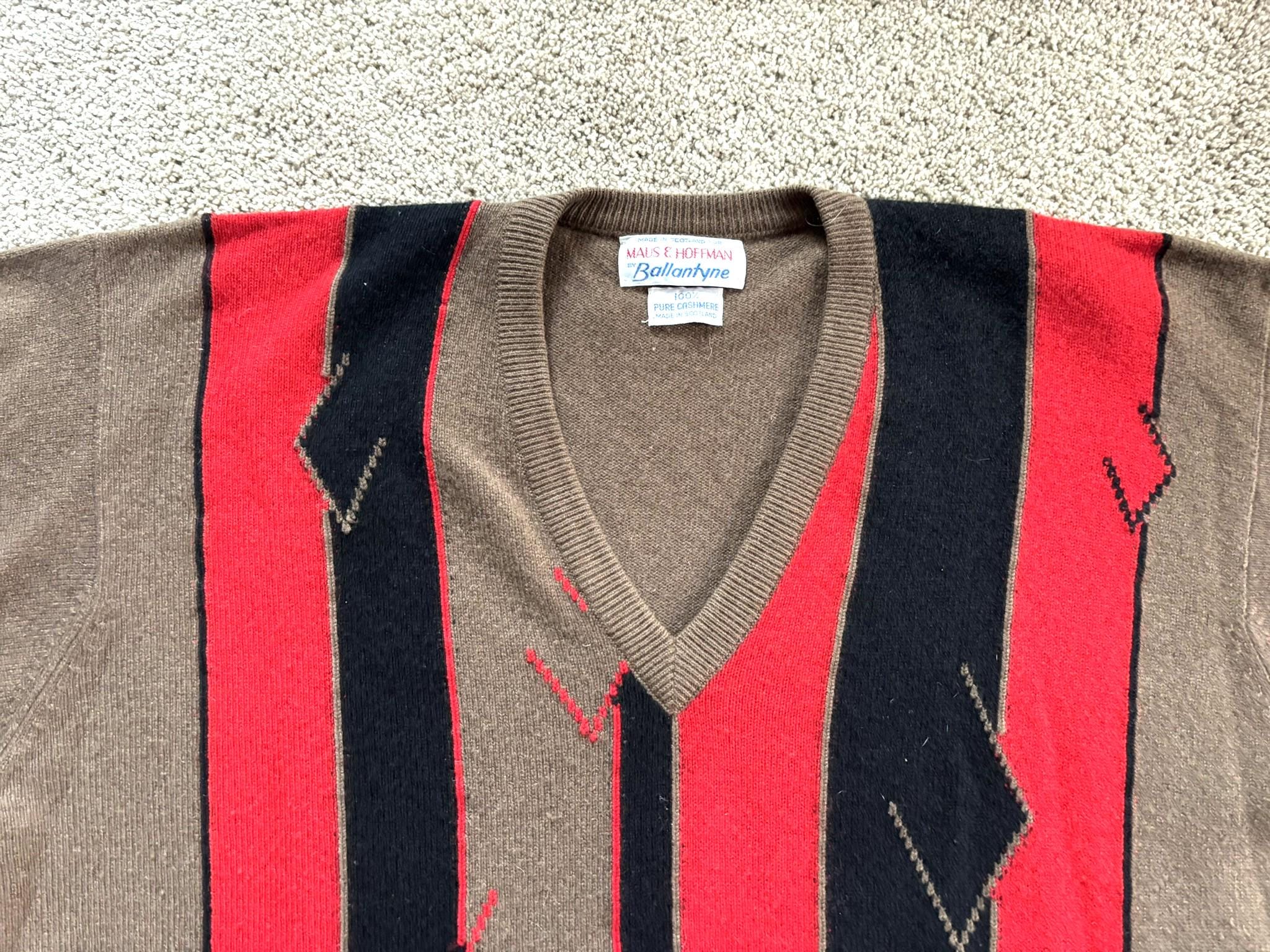 Ballantyne, Vintage 80s Ballantyne Abstract Cashmere V Neck Sweater XL