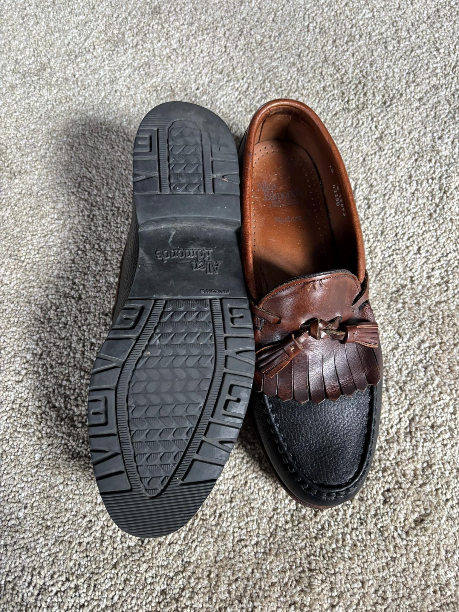Allen Edmonds Men’s Size 8.5 Nashua Loafer Black Brown with Kiltie Tassels Allen Edmonds Nashua Men main image 4