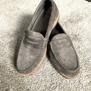 Vintage Allen Edmonds Catalina Gray Suede Penny Loafers 8D
