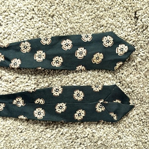 Vintage 60s FR Tripler Green Tan Geometric Print Bowtie