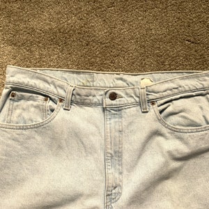 Vaqueros Levi&#39;s 550 de lavado claro vintage de los años 80, 38 x 34