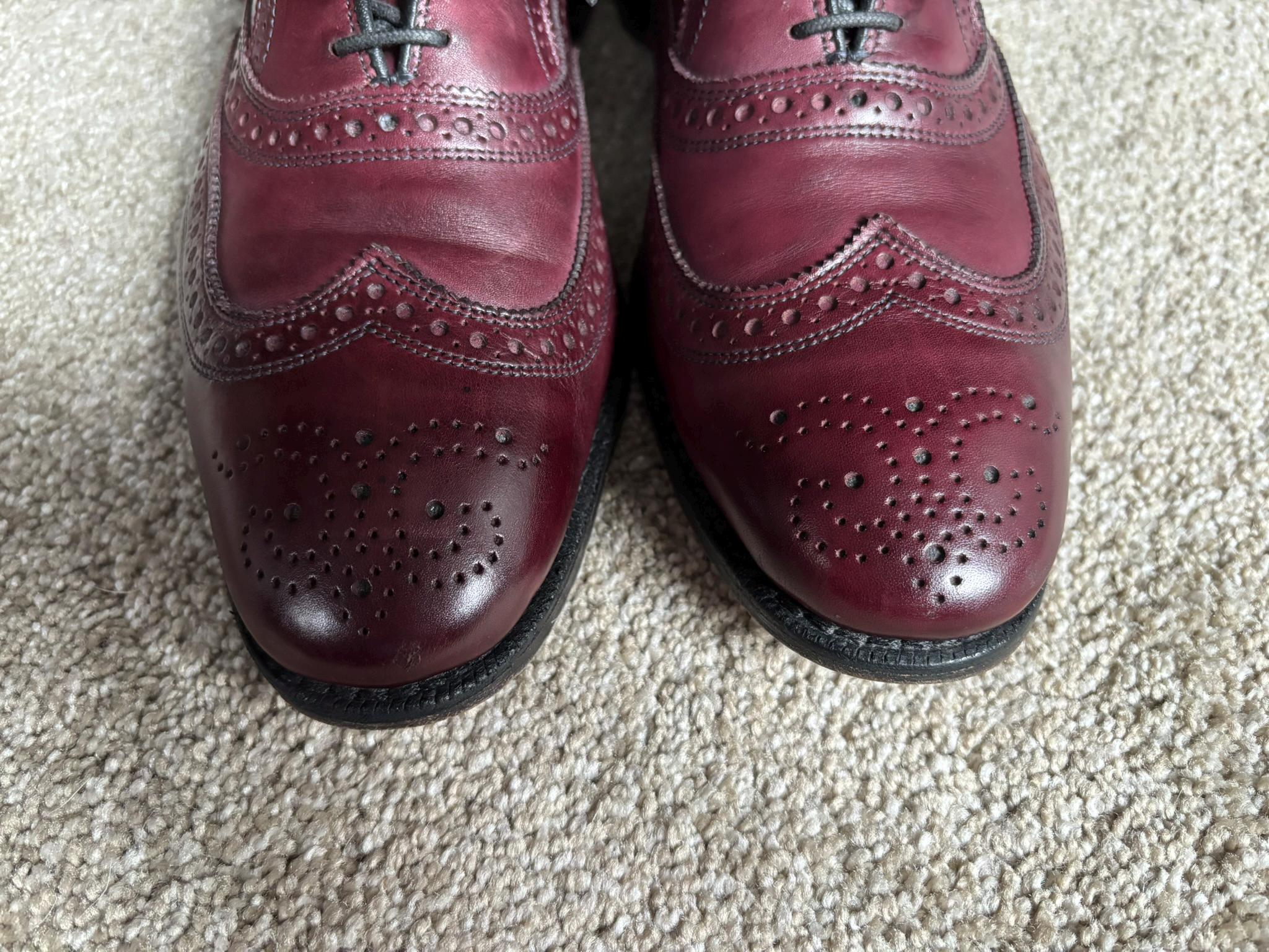 Allen Edmonds Mens 10 C Burgundy‎ Leather Wingtip Oxford Brogue Shoes 9147 USA How to Wear it: The Allen Edmonds Merlot McAllister Wingtip  main image 3