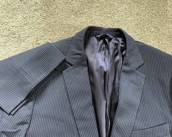 Newer Vintage Brooks Brothers 1818 Fitzgerald Dark Blue Pinstripe Suit 43L, 35x32