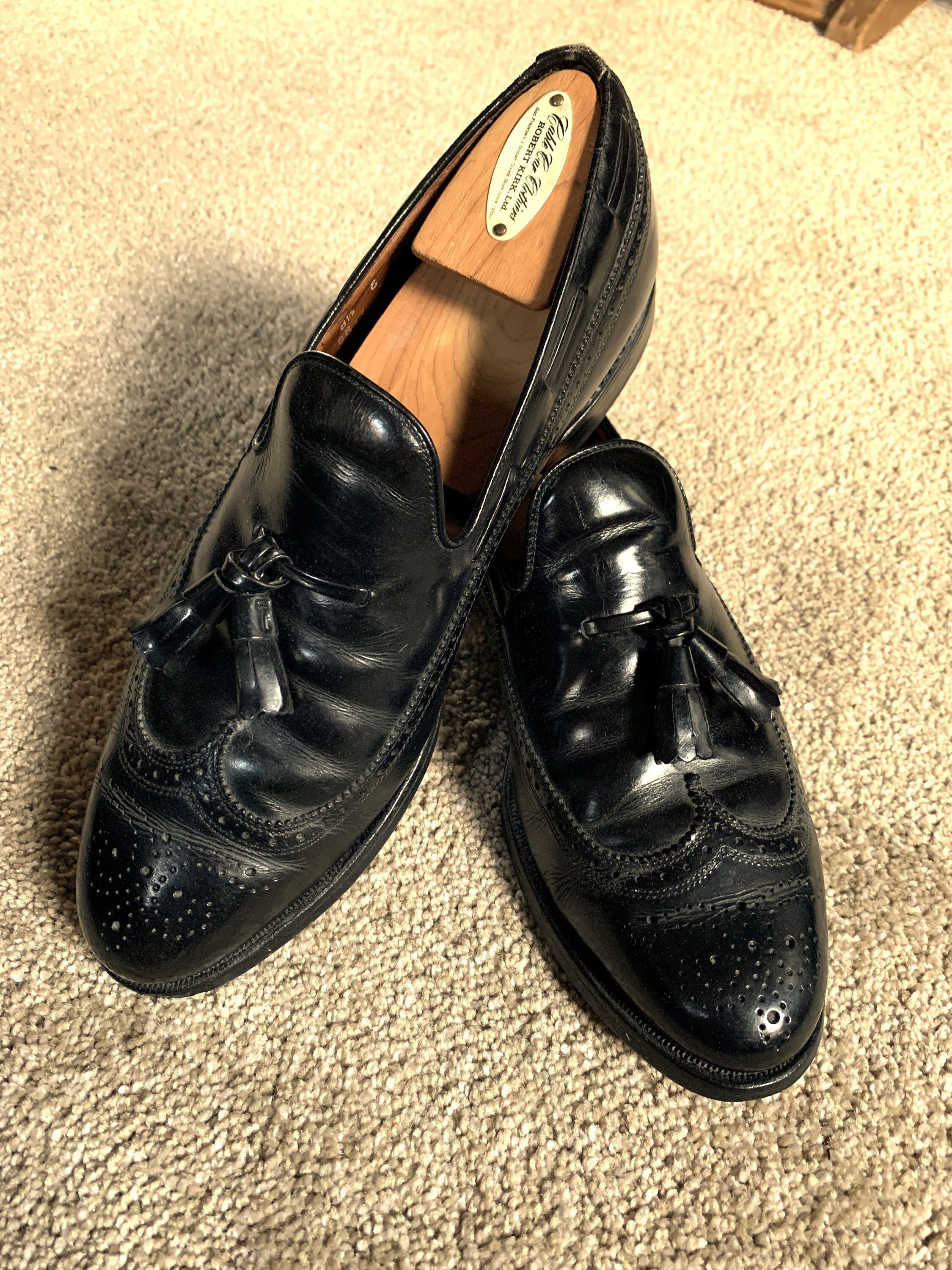 Vintage Allen Edmonds Berwick Black Wingtip Tassel Loafers Vintage Allen Edmonds Berwick Black Wingtip Tassel Loafers