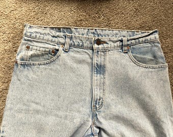 Vintage 90s Levis 550 Light Wash Jeans 36x30