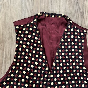 Vintage 50s Corduroy Blue Red White Floral Patterened Waist Coat Vest 40