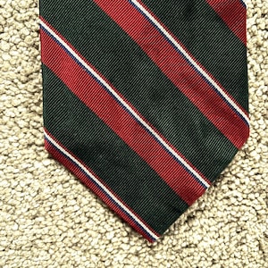 Vintage 70s J. Press Green Red Burlington Knot Regimental Stripe Silk Repp Tie