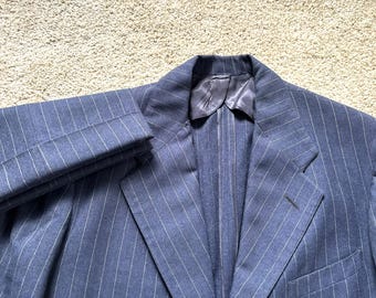 Vintage 40s Society Brand Blue Pinstripe Suit 36-38, 32x27