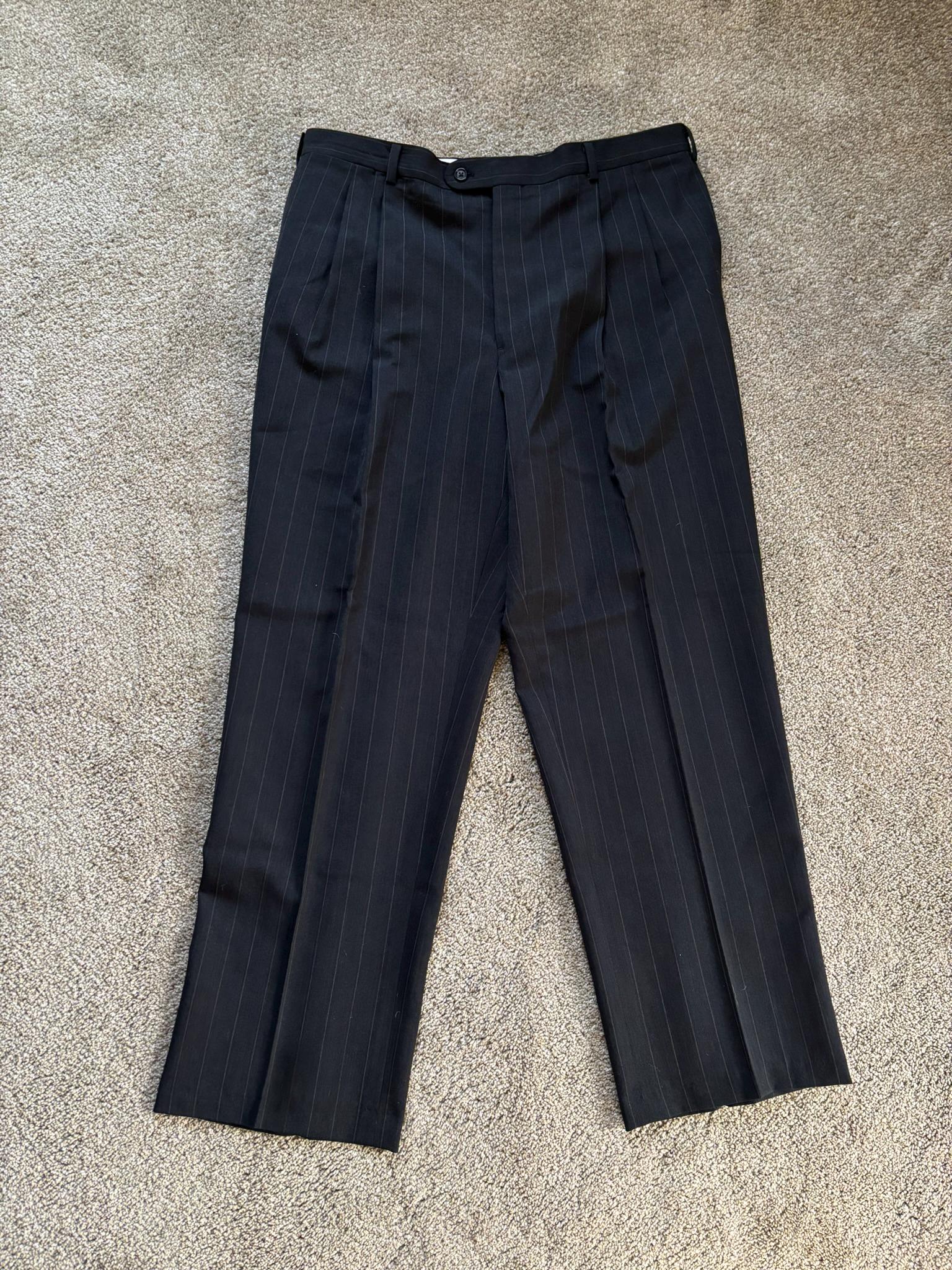 Vintage 90s Gieves & Hawkes Bespoke Charcoal Pinstriped Suit 42-44