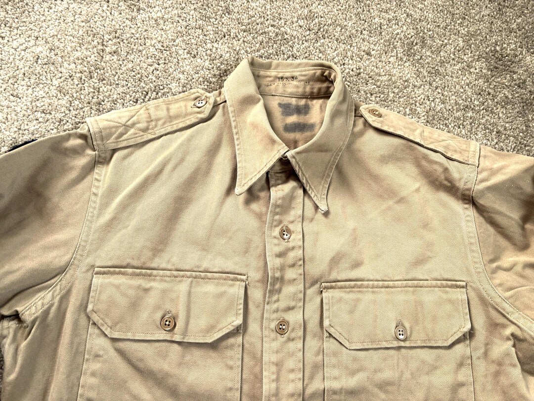 1940s WW2 Khaki Uniform Shirt with Honorable Discharge Patch