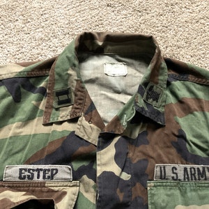 Vintage 80s Military Woodland Camo Jacket Medium