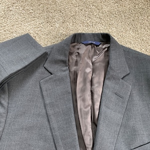 Newer Vintage Brooks Brothers 1818 Fitzgerald Gray Plaid Suit 40L, 34x32