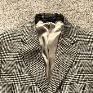 Black and white top glen plaid sport coat