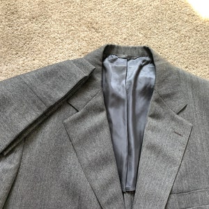 Vintage 80s Brooks Brothers Charcoal Herringbone Sack Suit 42, 36x29