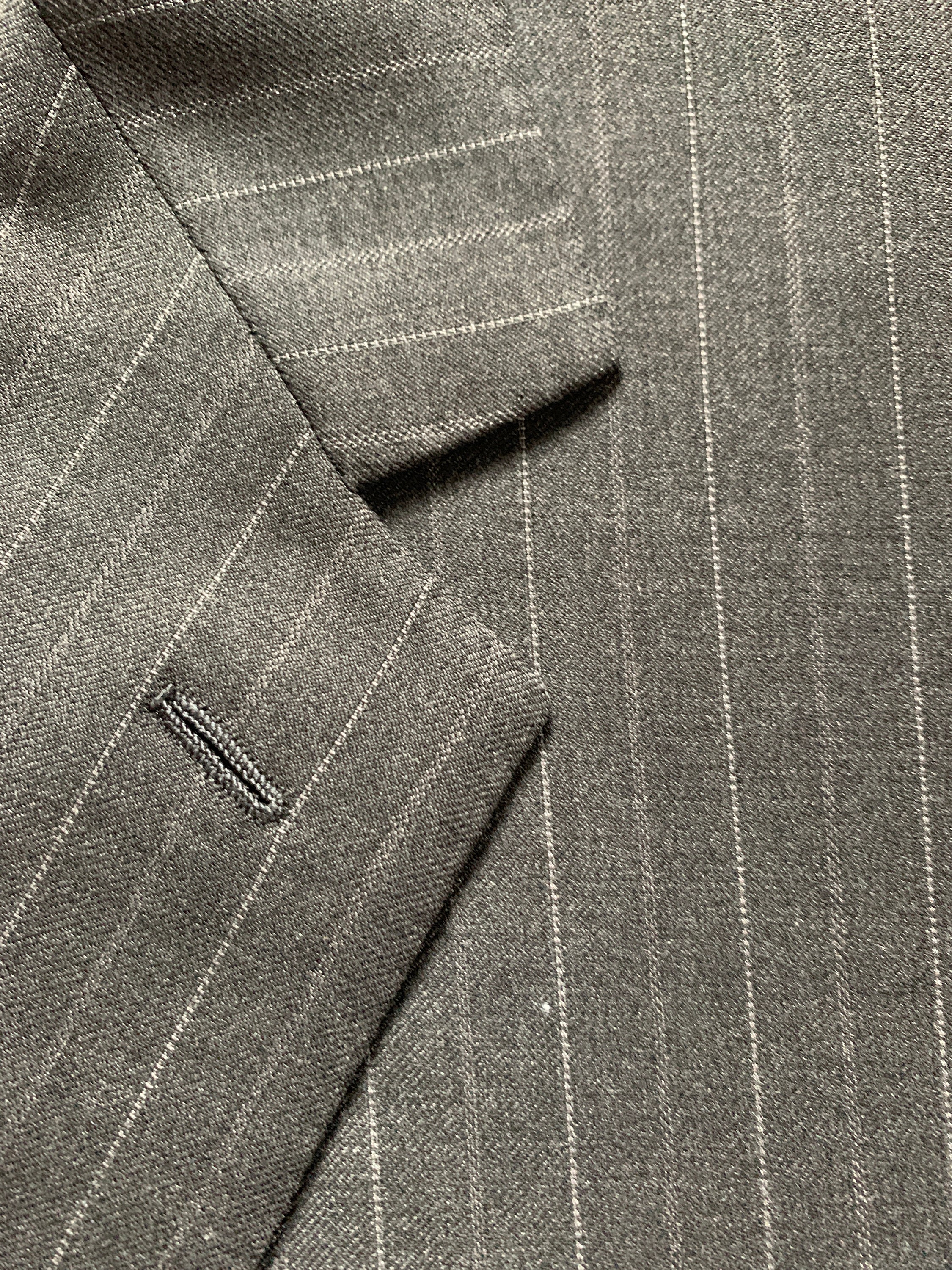 Newer Vintage Paul Stuart Stuart's Choice Gray Pinstripe Suit 42