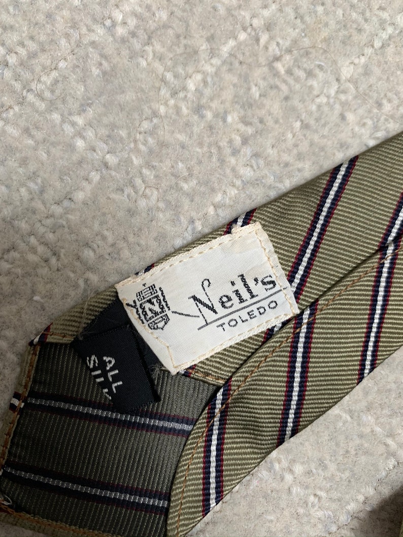 Vintage 60s Neil/'s Beige Maroon Repp Stripe Skinny Tie