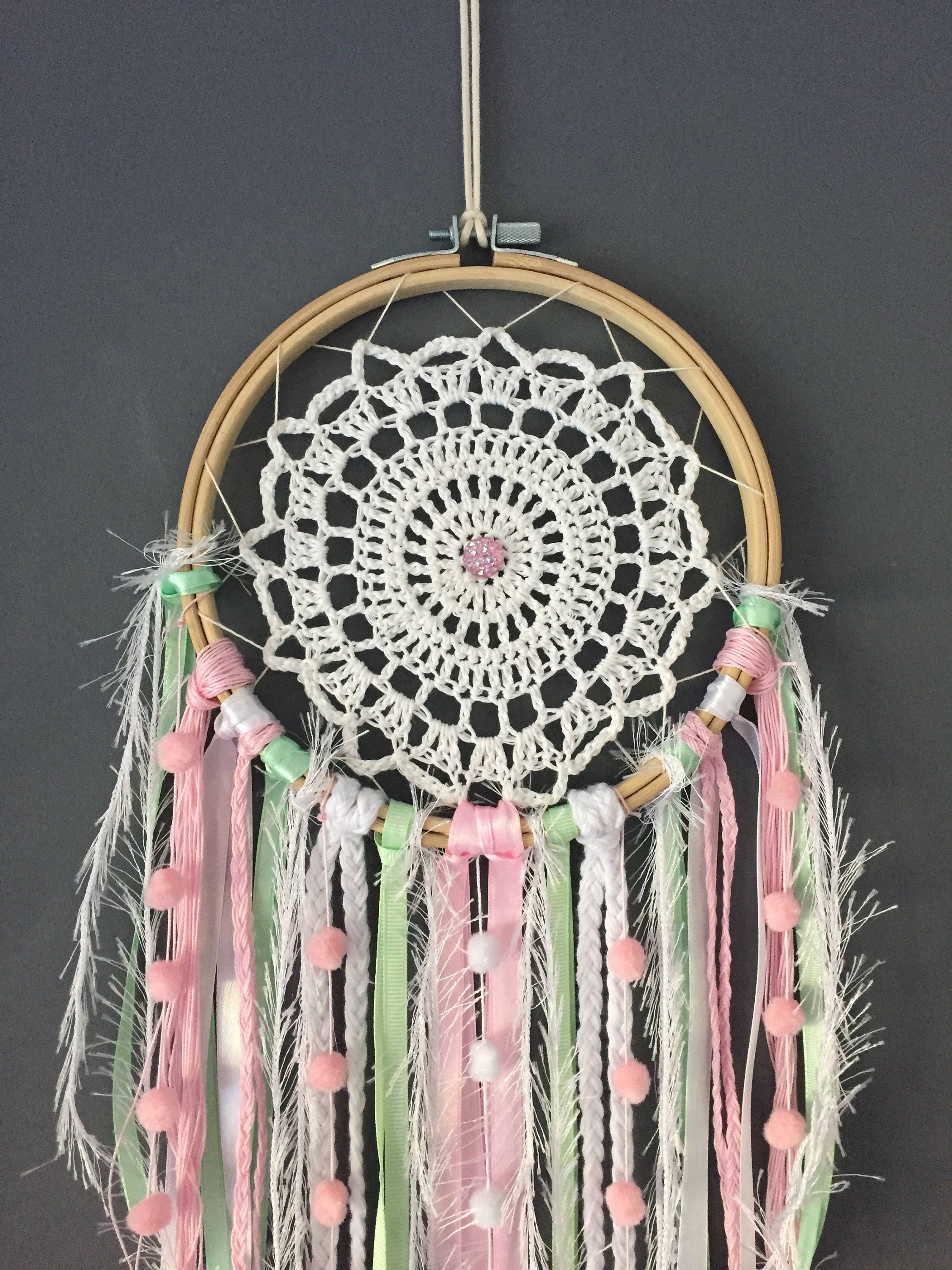 Attrapes Rêves Coloré, Blanc Rose Vert Pale, Fait Main