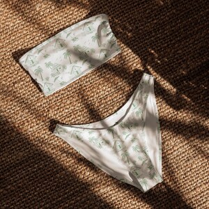 Bungalow Bay Tube Top Bikini | Tropical Bandeau Bikini | Strapless Bikini | Comfy Coconut | Coconut Girl