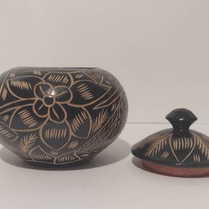 Indigenous Hand Carved & Painted Wood Painted Bird Floral Bowl Container Box Stash Box 6 image 5