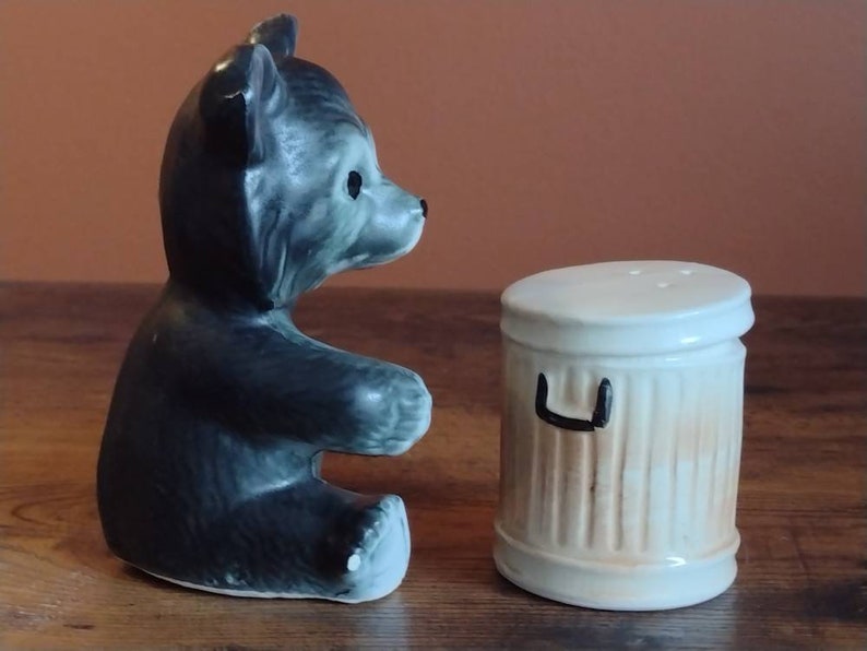 Vintage 1970s Fairway Japan Ceramic Bear Cub Trashcan Salt Pepper Shaker Set 4 image 6