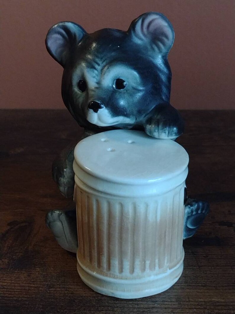 Vintage 1970s Fairway Japan Ceramic Bear Cub Trashcan Salt Pepper Shaker Set 4 image 3