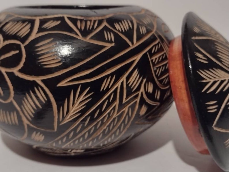 Indigenous Hand Carved & Painted Wood Painted Bird Floral Bowl Container Box Stash Box 6 image 10