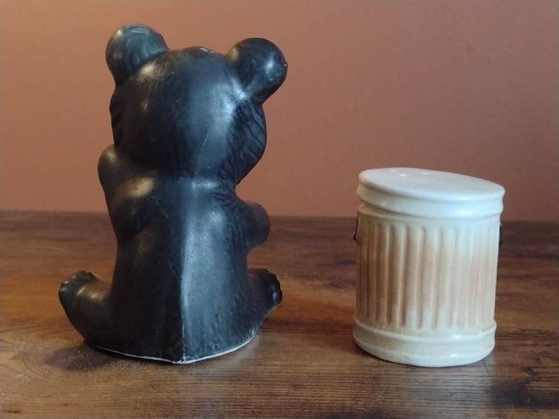 Vintage 1970s Fairway Japan Ceramic Bear Cub Trashcan Salt Pepper Shaker Set 4 image 7