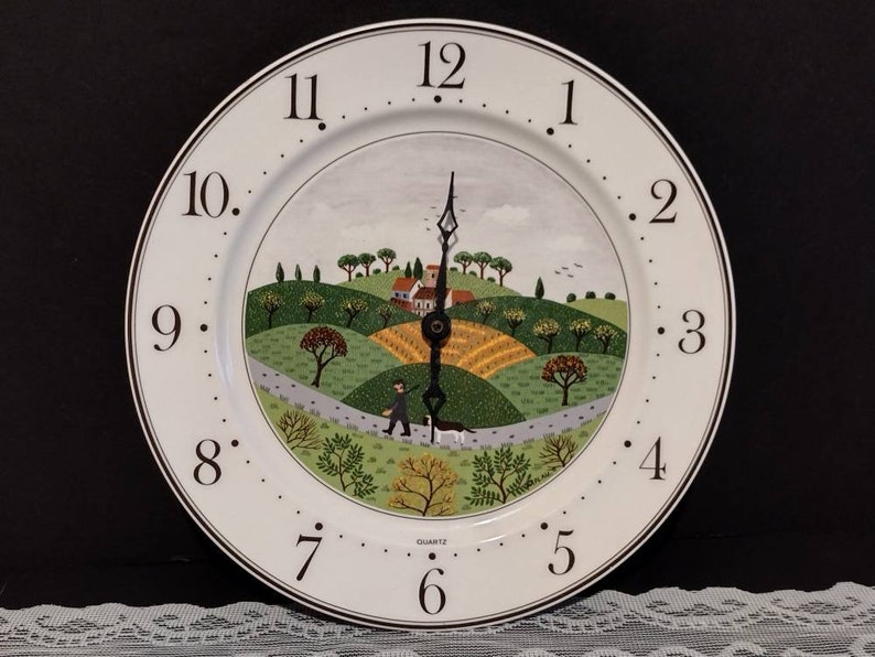 Vintage Villeroy & Boch Naif Porcelain Wall Clock Plate Hubter and Dog Laplau Luxembourg 11 image 1