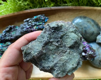 Raw Emerald in Matrix