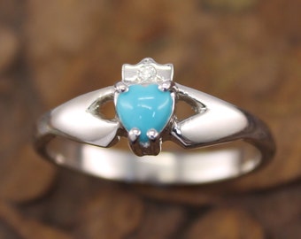 Turquoise ring.  Claddagh Ring. Irish ring. Turquoise engagement ring. Turquoise wedding ring.