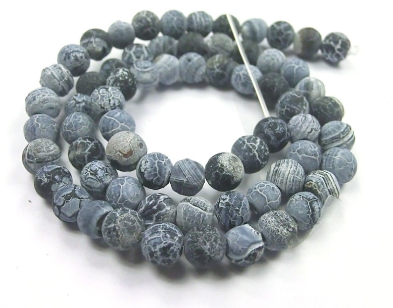 Weathering agate weathered 6/8 mm black grey matt pearls round 1 strand image 1