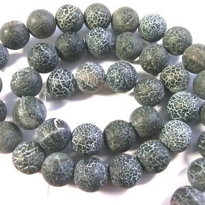 Weathering agate weathered 6/8 mm black grey matt pearls round 1 strand image 2