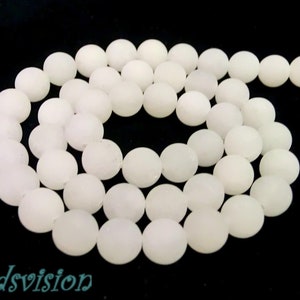 Jade 6/8 mm white matt 1 strand beads round 8mm