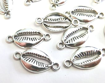 20 connectors for making jewelry cowrie shell antique silver color for ribbons #S442