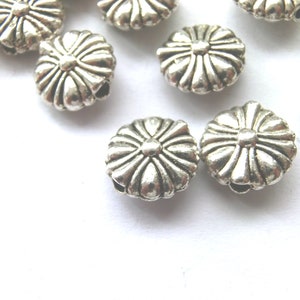 50 Spacer Flower Spacer Metal Color Antique Silver S109 image 2