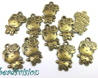 10/40 Charms Boy 23mm Pendant Color Bronze Metal #S334