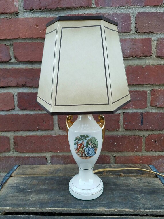 Vintage Ceramic Urn Style Table Lamp W Painted Victorian Image 0