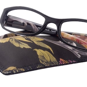 Rosie Premium Reading Glasses, Fashion Reader (Flower Black) Print, Oval Shape +4  High Magnification, NY Fifth Avenue