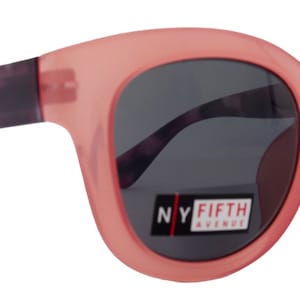 Greenville, High-End-Linie Bifokal (Clear On Top) Sonnenleser für Frauen oder Nicht-Bifokal-Leser Sonnenbrille (rosa) NY Fifth Allee