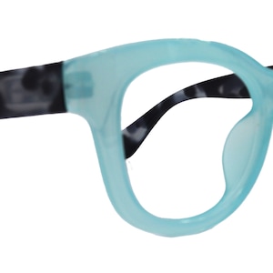 Greenville Oversized Reading Glasses, SunGlass Readers, Line Bifocal Sun Readers, Line Bifocal Progressive Readers Lg  Frame NY Fifth Avenue