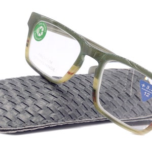 Piper, (Premium) Läsglasögon, Avancerade Moderiktiga Läsglasögon, +1,25 till +3 Förstoringsglas, (Grön, Beige, Brun) Randiga Fyrkantiga Bågar. NY Fifth Avenue